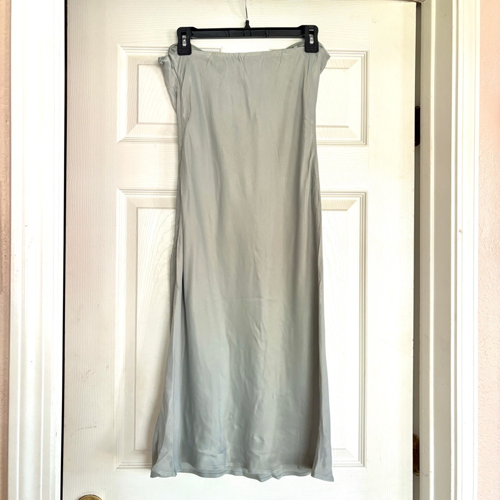ANTHROPOLOGIE Strapless Slip Midi Dress NWT Size Medium Petite - Picture 4 of 10